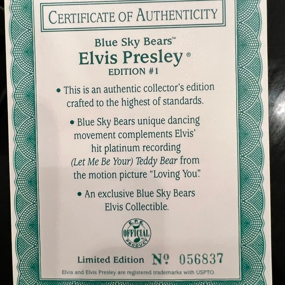 Authentic 1999 Elvis Presley dancing teddy bear - Picture 9 of 9